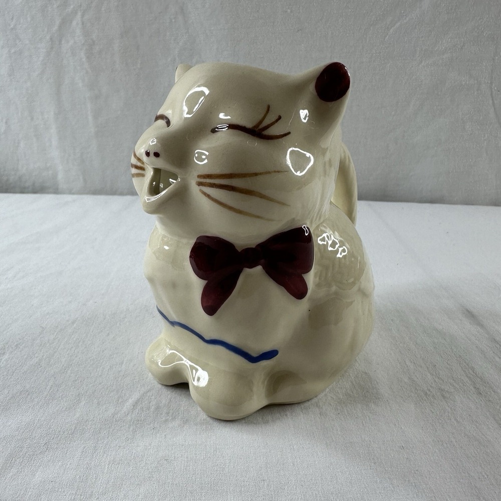 Shawnee Pottery Puss 'n Boots Creamer Pitcher With Bow 1940s Made In USA Vintage